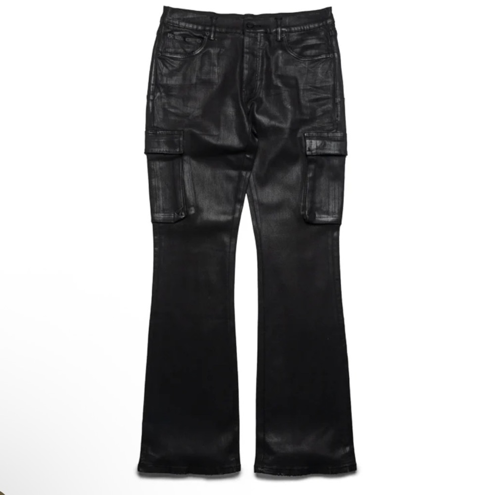 PURPLE BRAND LOW RISE FLARED LEG COATED CARGO FLARE JEAN
BLACK
$395.00